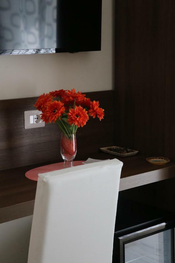 Sorrento Coast Suites B&B ภายนอก รูปภาพ